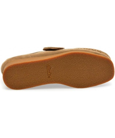 Clarks(クラークス) Women's Moccasin Brown (Dark Sand) Suede $46.29 Oxfords