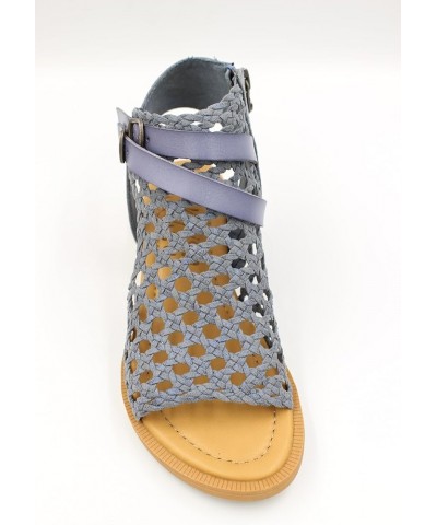 Womens Blumoon Sandal Blue $17.05 Slippers