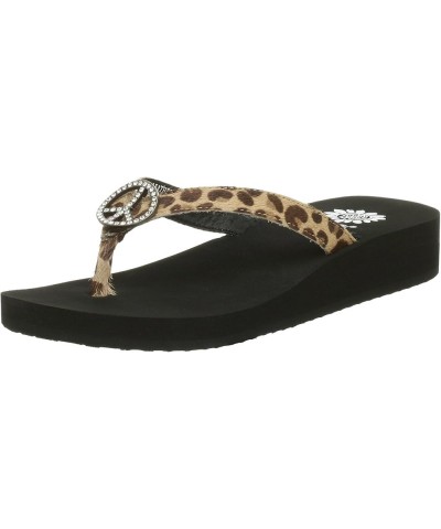 Women's Lake Thong Cheetah $15.69 Sandals