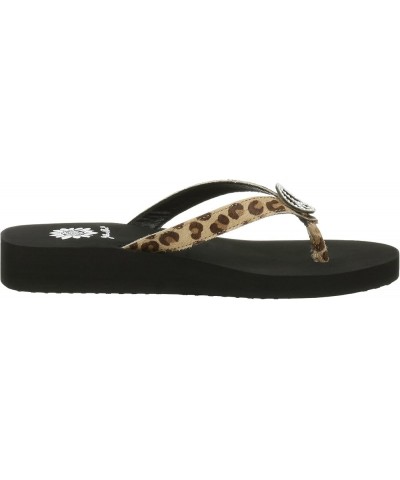 Women's Lake Thong Cheetah $15.69 Sandals